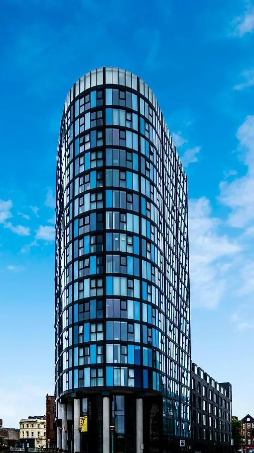 Exquisite 2-bedroom Apartment - City Centre Sheffield